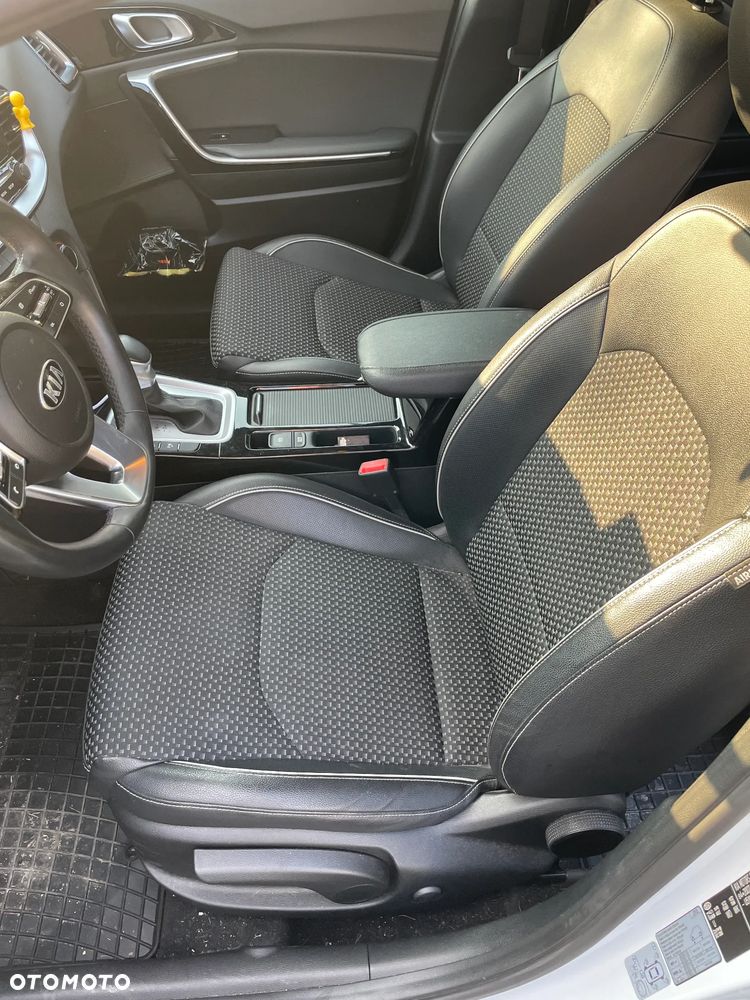 Kia Ceed 1.5 T-GDI L Business Line DCT - 15