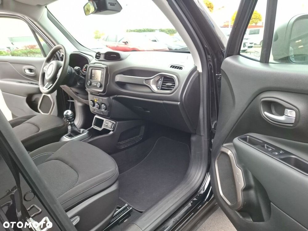 Jeep Renegade - 18