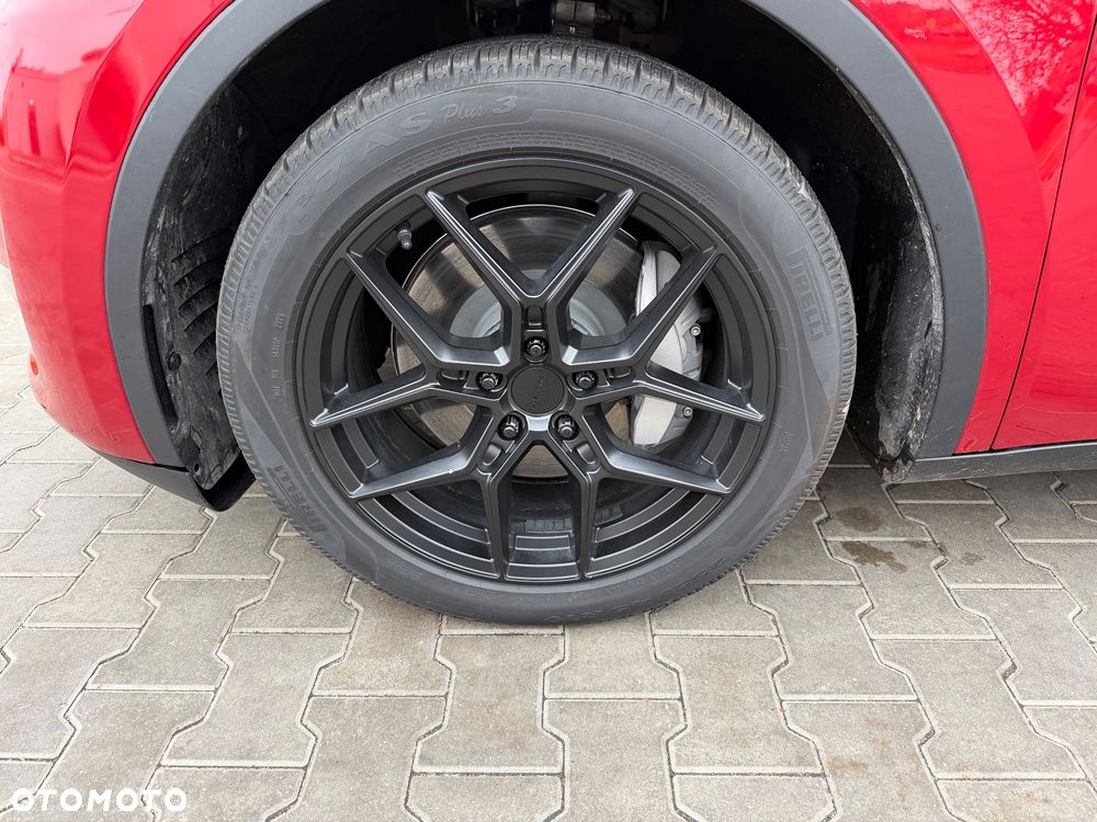Tesla Model Y 2023 photo 5