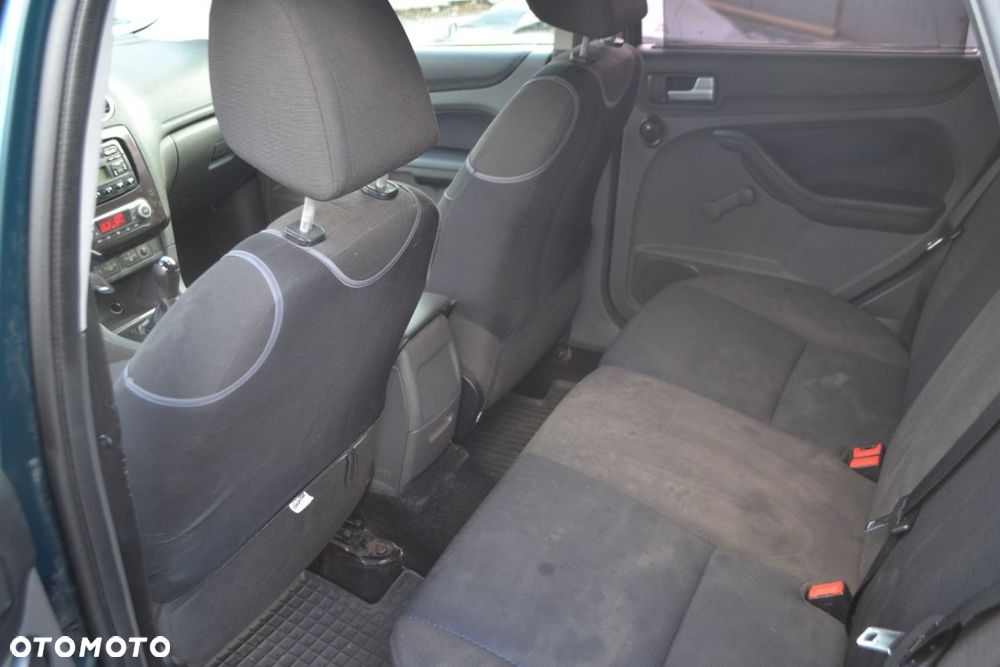 Ford Focus - 8