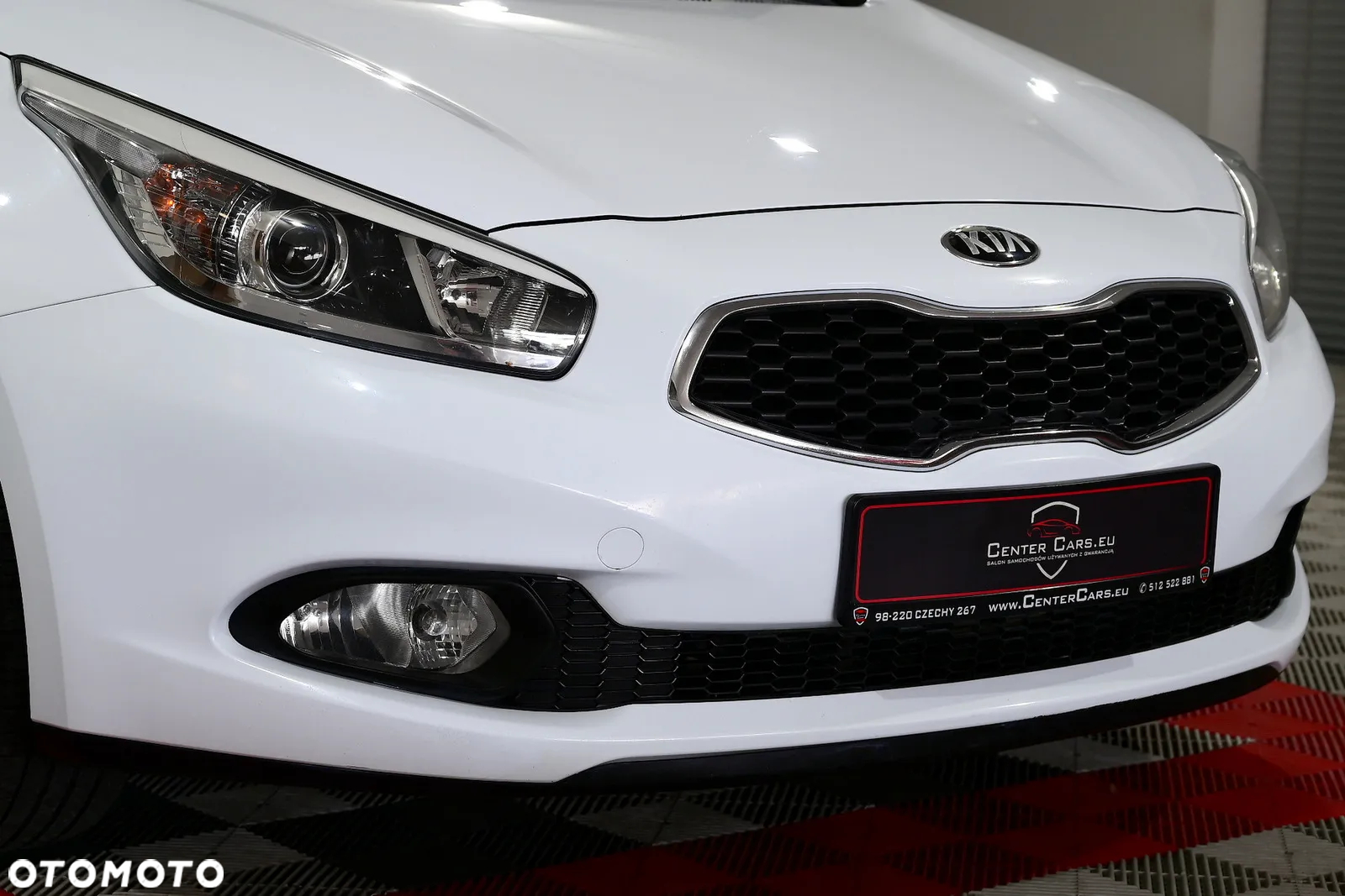 Kia Ceed - 38