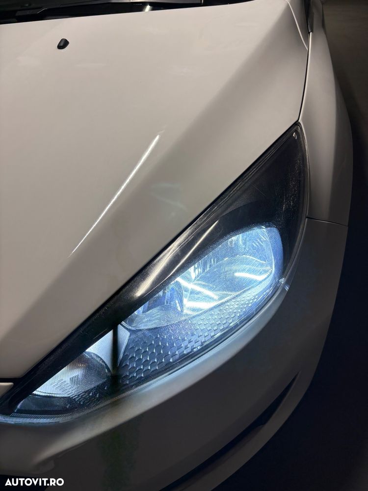 Ford Focus 1.5 TDCi DPF Start-Stopp-System Business - 12