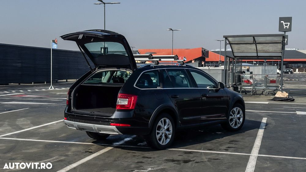 Skoda Octavia 2.0 TDI 4x4 DSG Scout - 12