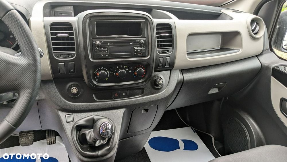 Renault Trafic - 19