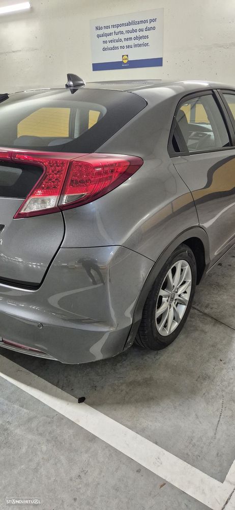 Honda Civic 1.4 i-VTEC Comfort - 18