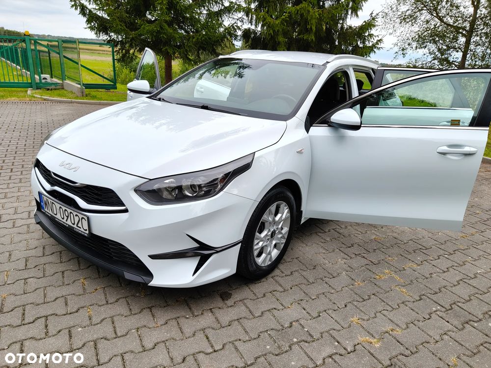 Kia Ceed 1.5 T-GDI Business Line - 26