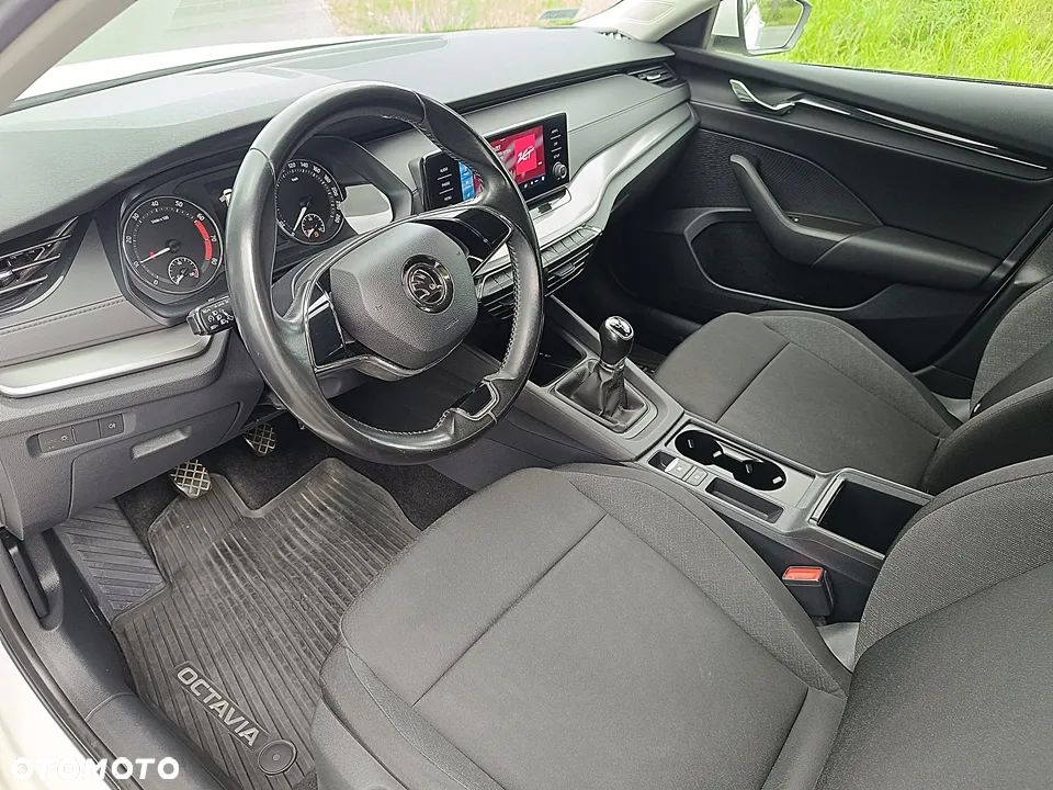 Skoda Octavia 1.0 TSI Active - 22