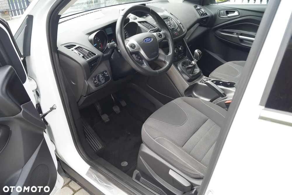 Ford Kuga 1.5 EcoBoost 2x4 SYNC - 5