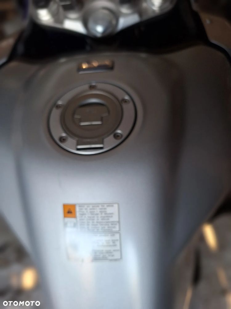 Yamaha Super Tenere - 14