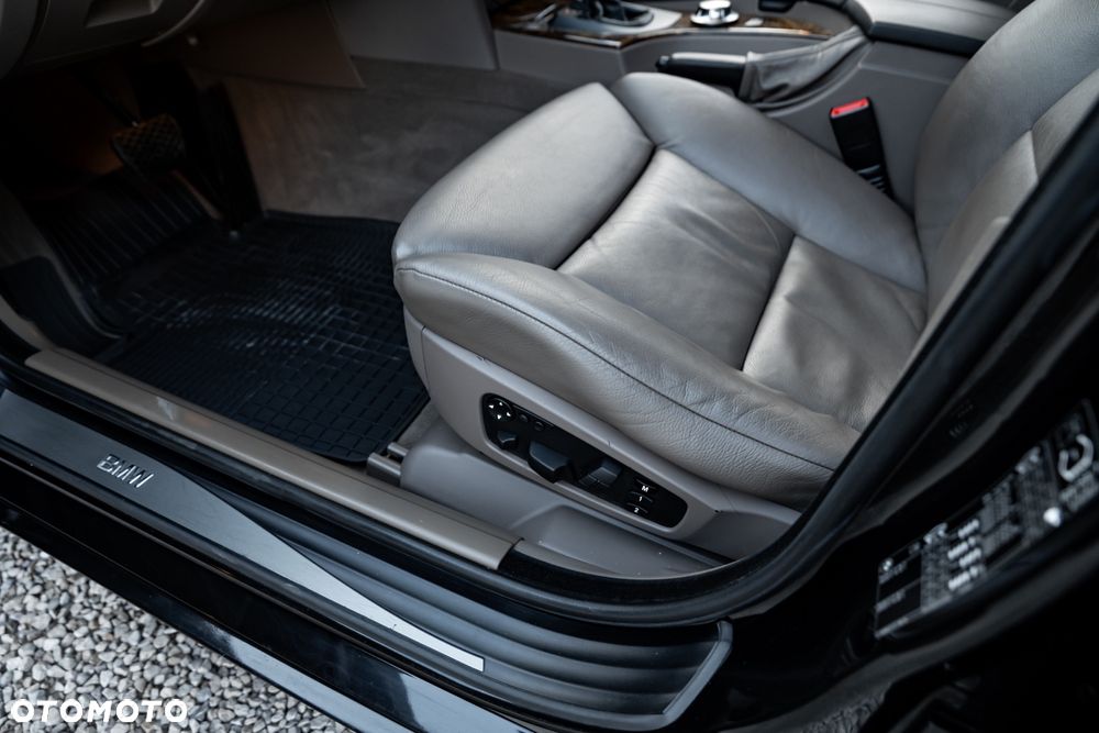 BMW Seria 5 530i - 18