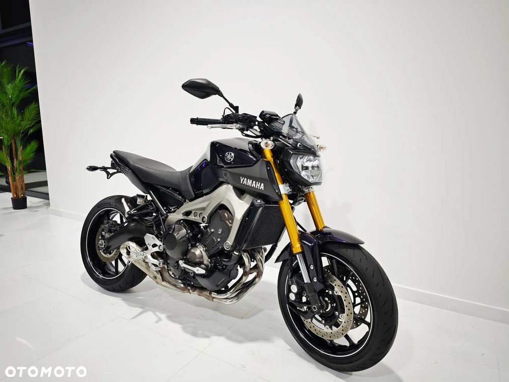 Yamaha MT - 2