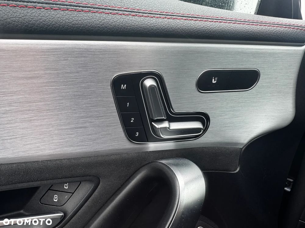 Mercedes-Benz CLA AMG 35 4-Matic 7G-DCT - 18