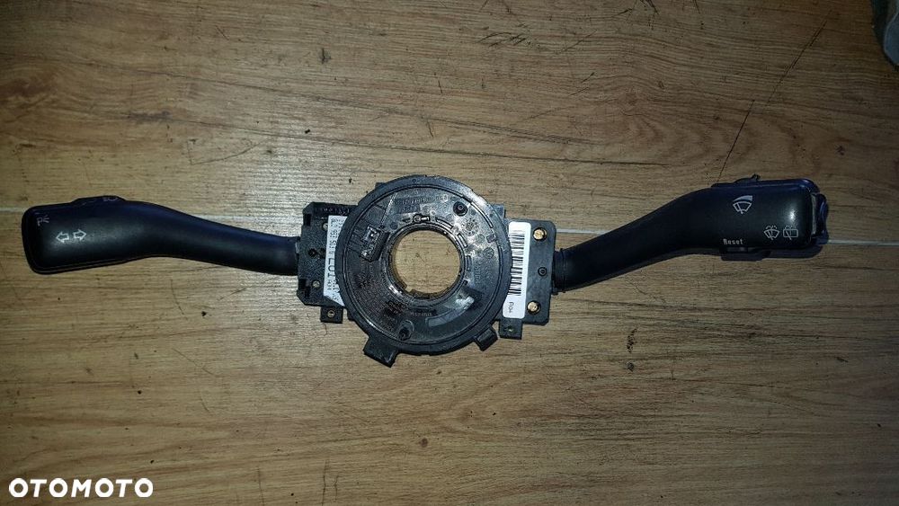 AUDI SEAT SKODA VW PRZEŁĄCZNIK ZESPOLONY 8L0953513G