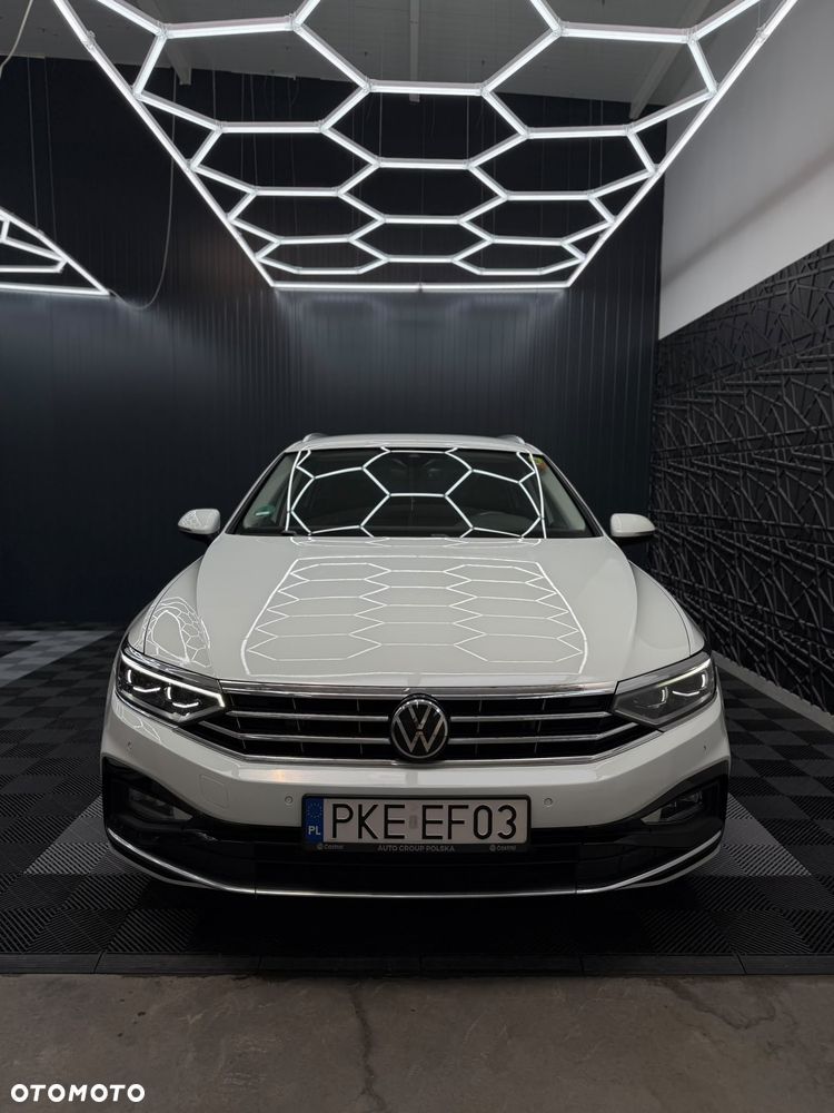 Volkswagen Passat 2.0 TDI 4Mot Elegance DSG - 4
