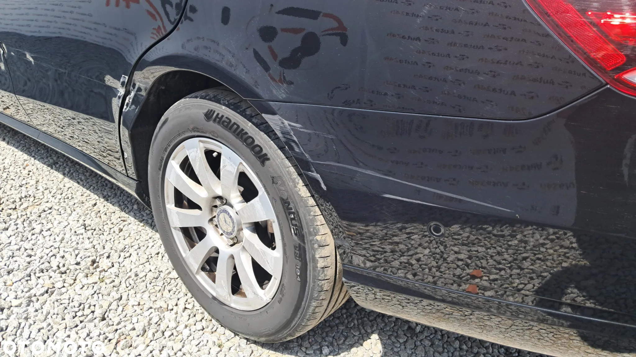 Mercedes-Benz Klasa E 350 BlueTEC 9G-TRONIC - 32