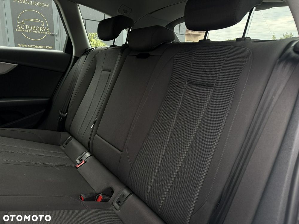 Audi A4 Avant 35 TDI mHEV Advanced S tronic - 9