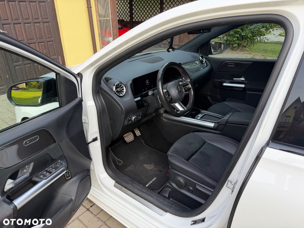 Mercedes-Benz Klasa B 200 d AMG Line 8G-DCT - 12