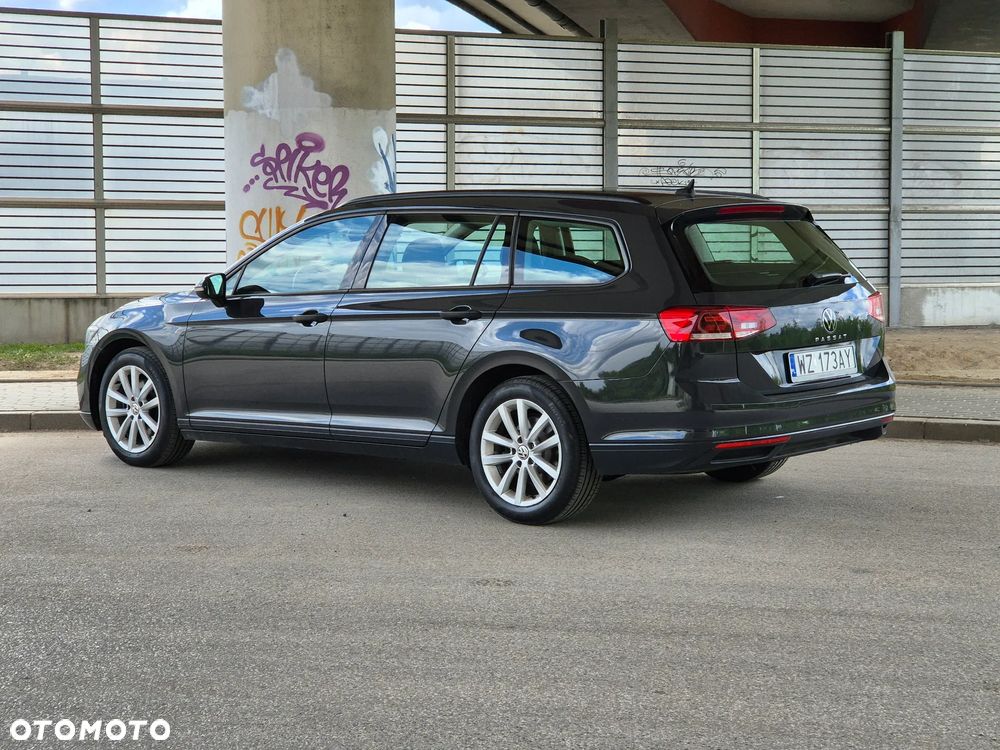 Volkswagen Passat 2.0 TDI EVO Essence - 10