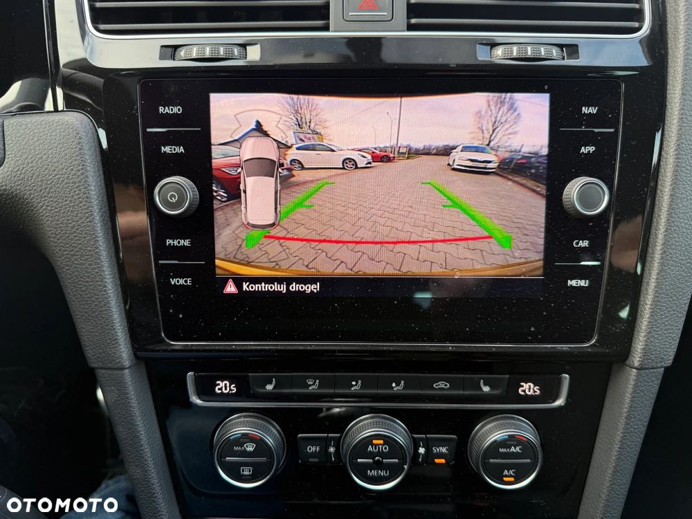 Volkswagen Golf 1.4 TSI Sound - 31