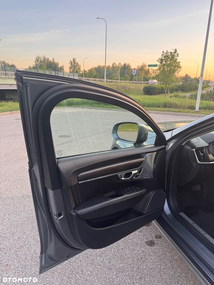 Volvo V90 Cross Country T6 AWD Pro - 12