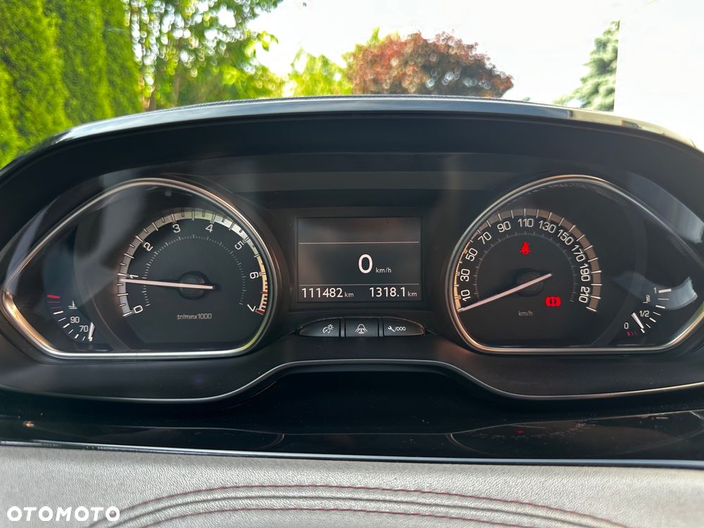 Peugeot 208 1.6 THP Allure - 15