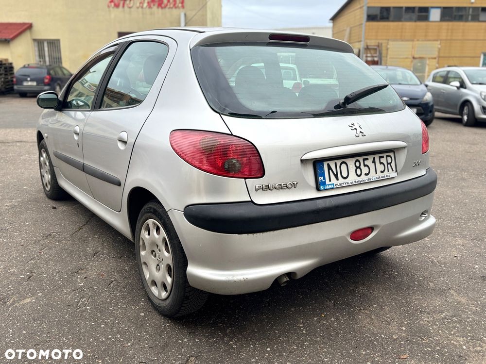 Peugeot 206 - 5