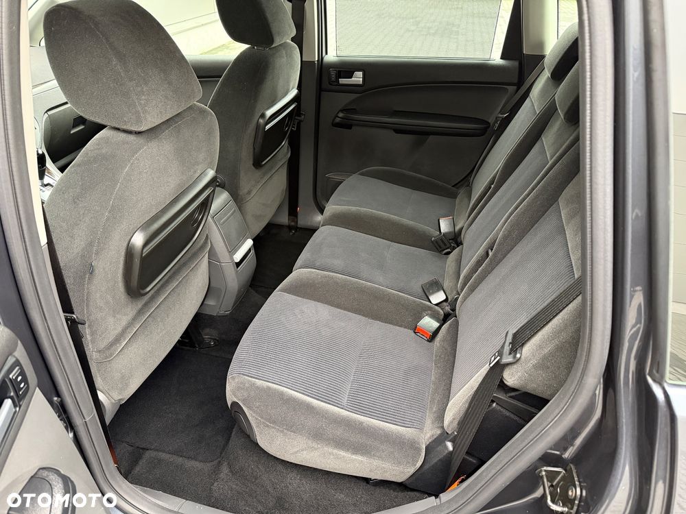 Ford Focus C-Max - 21