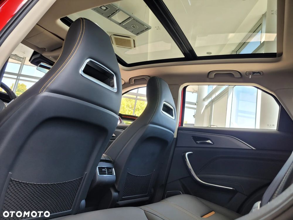 Bestune T77 1.5T Elegance DCT - 23