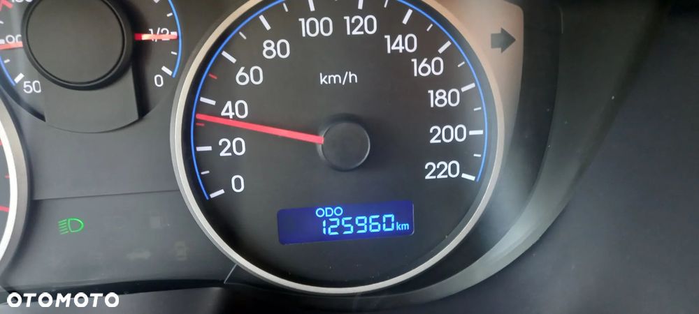 Hyundai i20 - 24