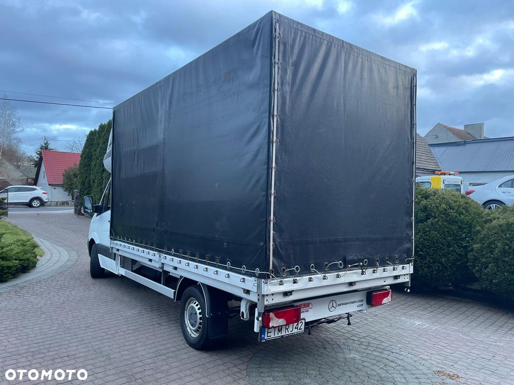 Mercedes-Benz SPRINTER - 11