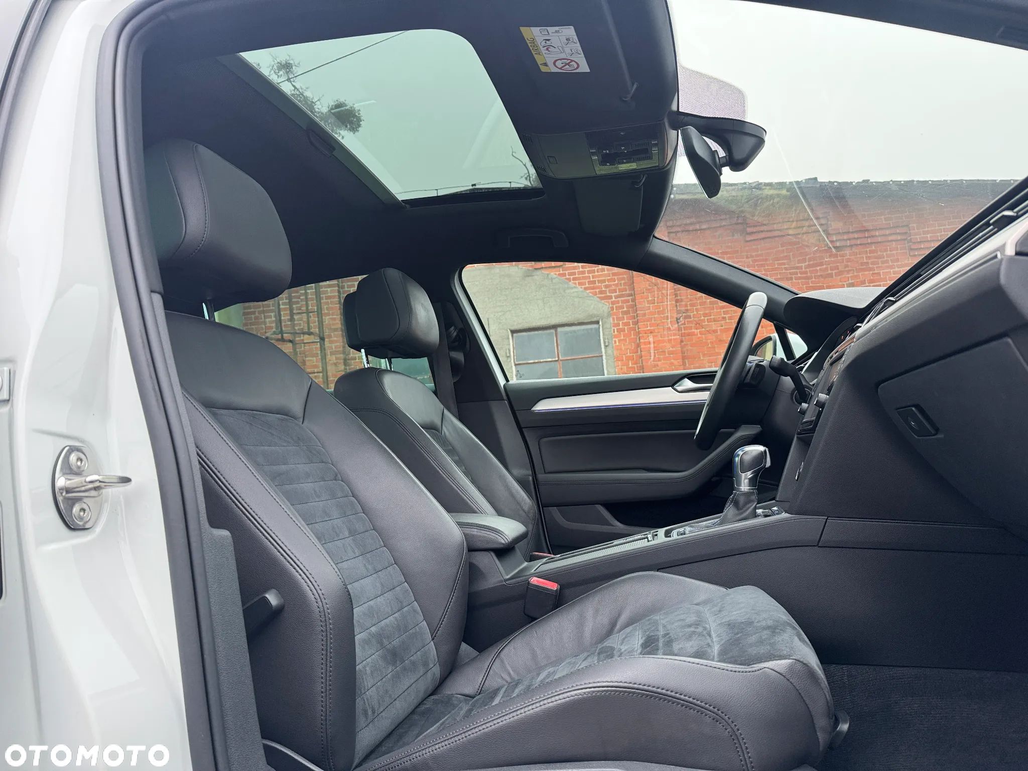 Volkswagen Passat 1.4 TSI Plug-In-Hybrid GTE - 1