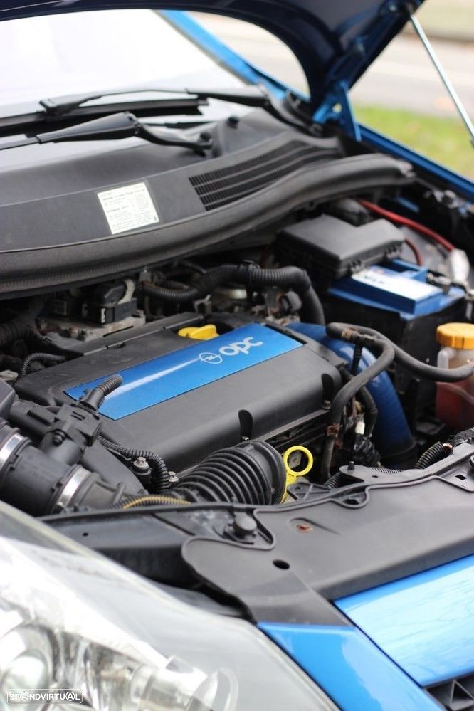 Opel Corsa 1.6 Turbo OPC - 20