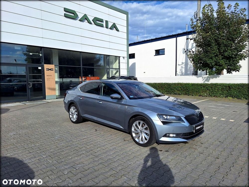 Skoda Superb 1.8 TSI Ambition DSG - 4