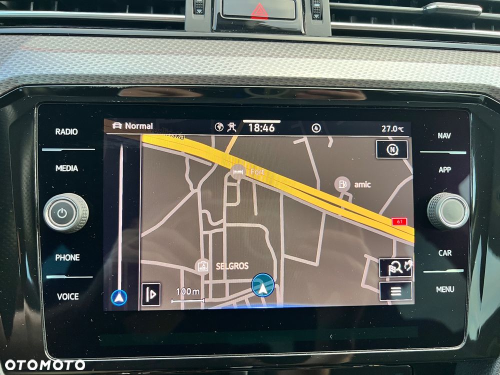 Volkswagen Passat Alltrack 2.0 TDI SCR DSG 4Motion - 27