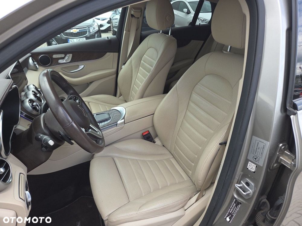 Mercedes-Benz GLC 200 4-Matic - 11