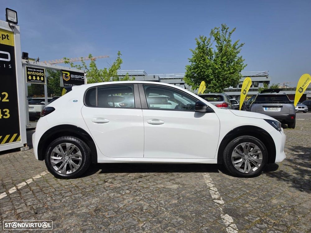 Peugeot e-208 50 kWh Active Pack - 6