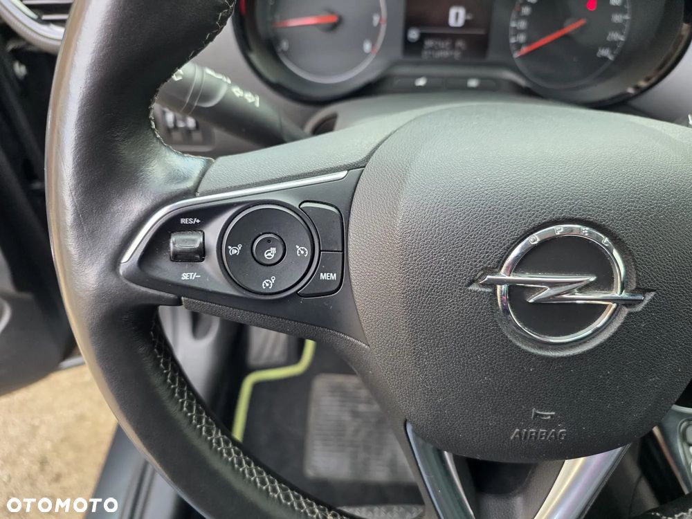 Opel Crossland X 1.2 Enjoy - 18