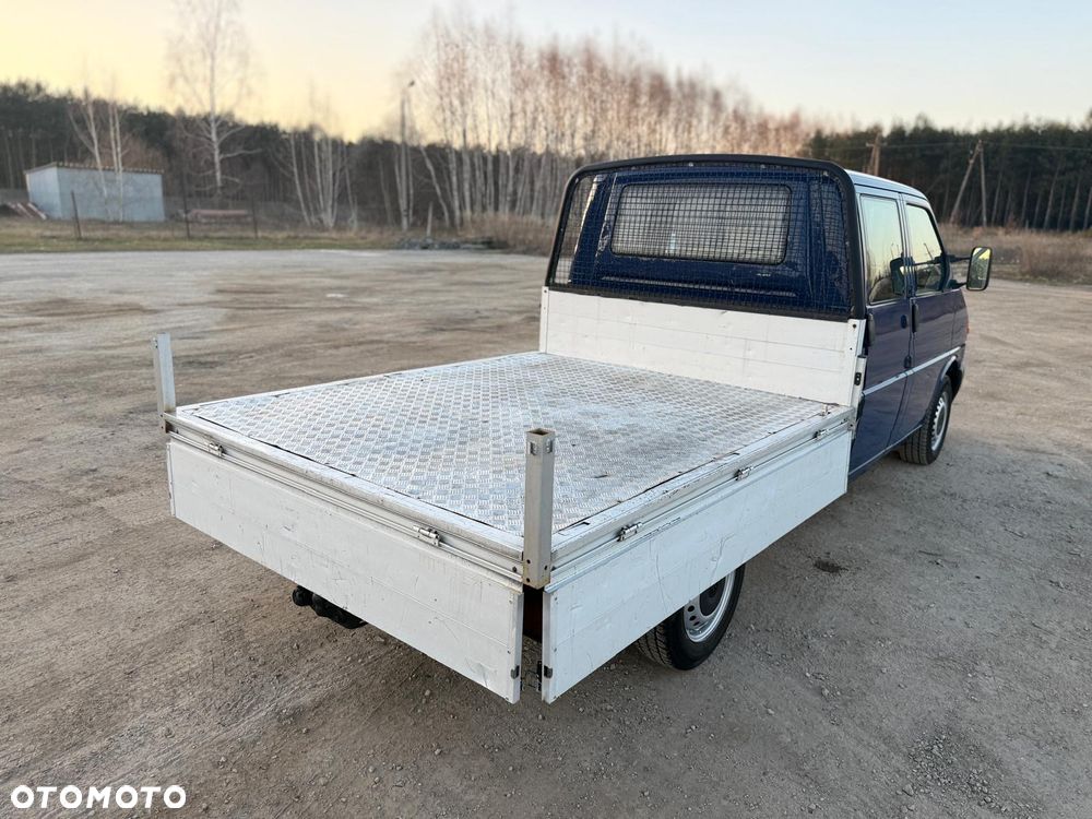 Volkswagen Transporter - 19