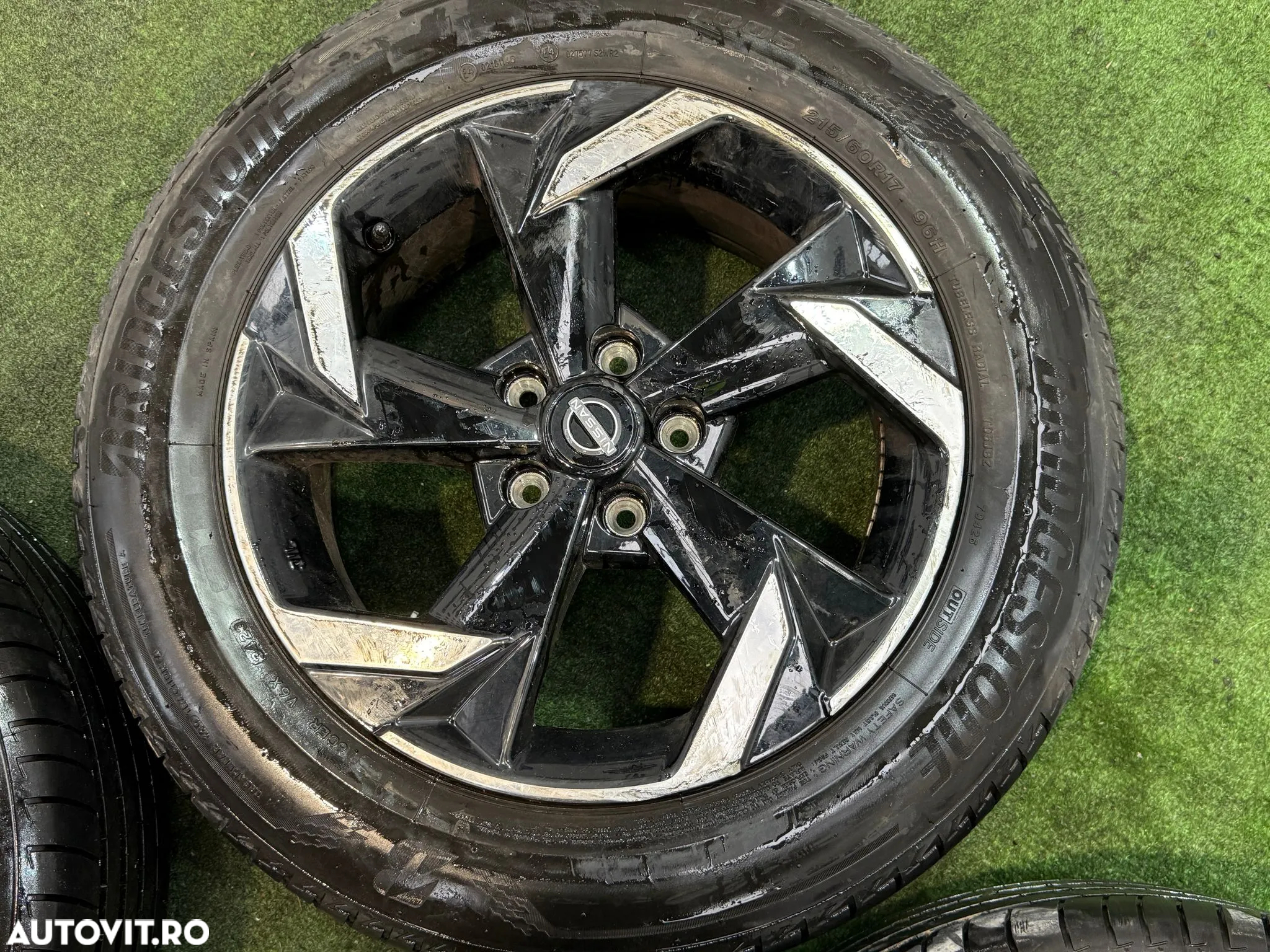JANTE + CAUCIUCURI 5x114.3 215 / 60 R17 96H (3 BUC.) NISSAN JUKE HYBRID 1.6 BENZINA 2023 2022-2024 - 3