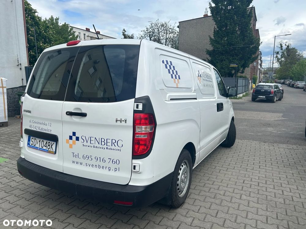 Hyundai H1 - 21