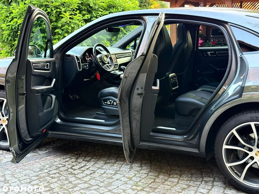 Porsche Cayenne S - 11