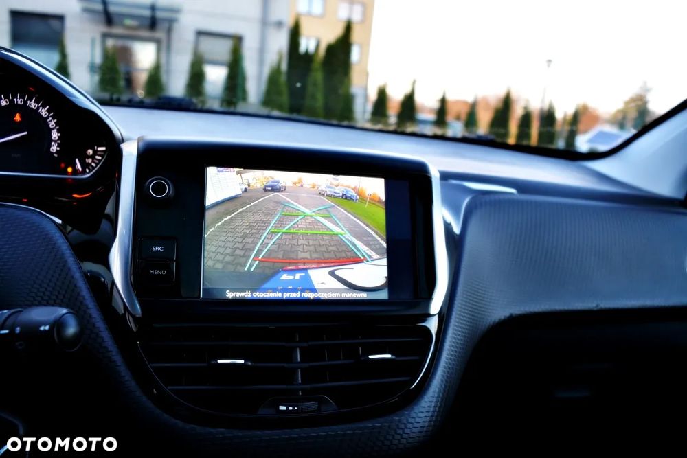 Peugeot 2008 PureTech 110 GPF Stop&Start EAT6 Crossway - 9