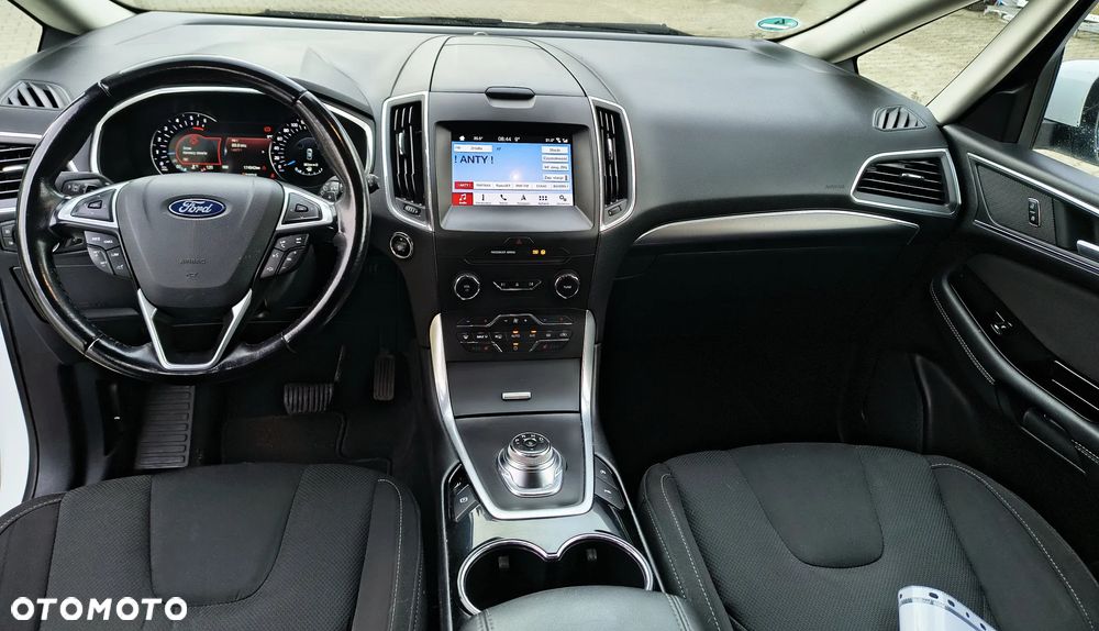 Ford S-Max 2.0 EcoBlue Titanium - 18