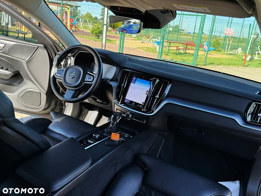 Volvo V60 D3 Geartronic Momentum Pro - 6