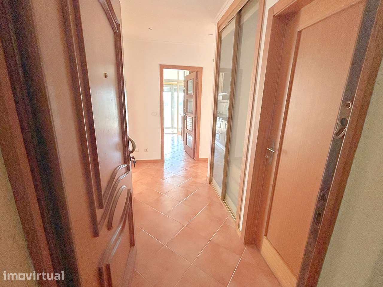 Apartamento T1 Em Ótimo estado Conservação! - Grande imagem: 4/26