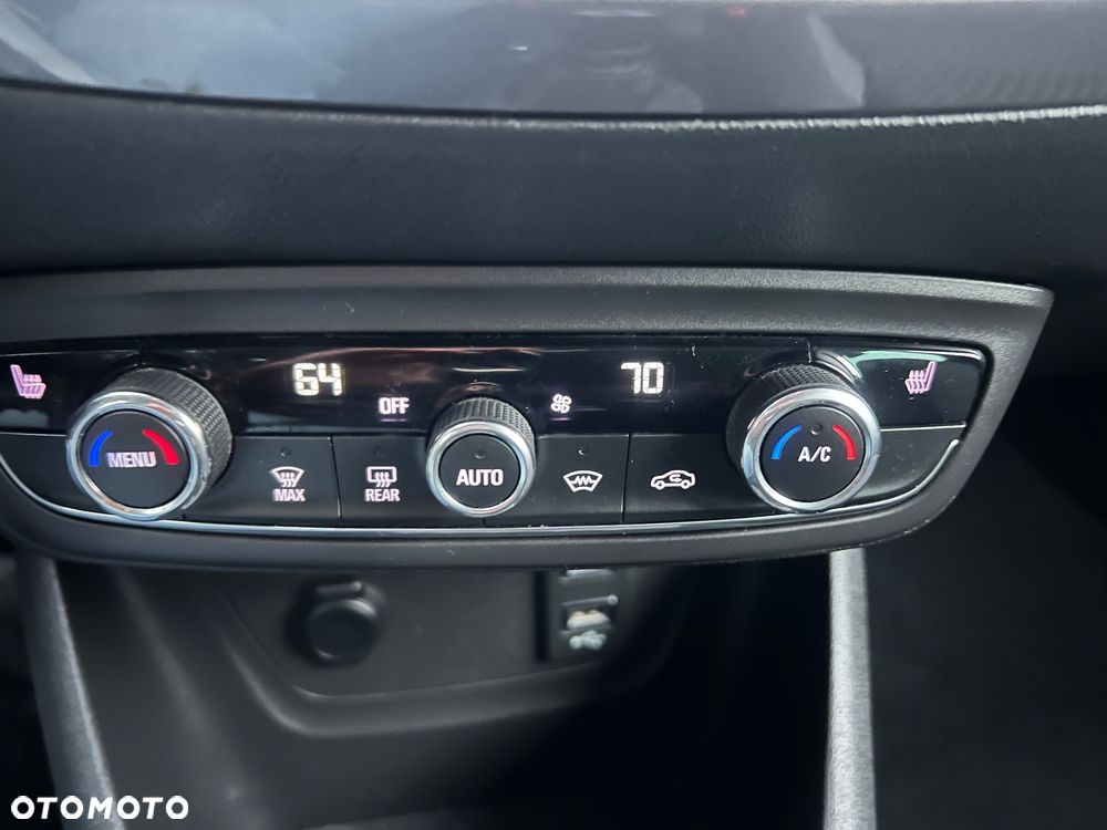 Opel Crossland X - 31