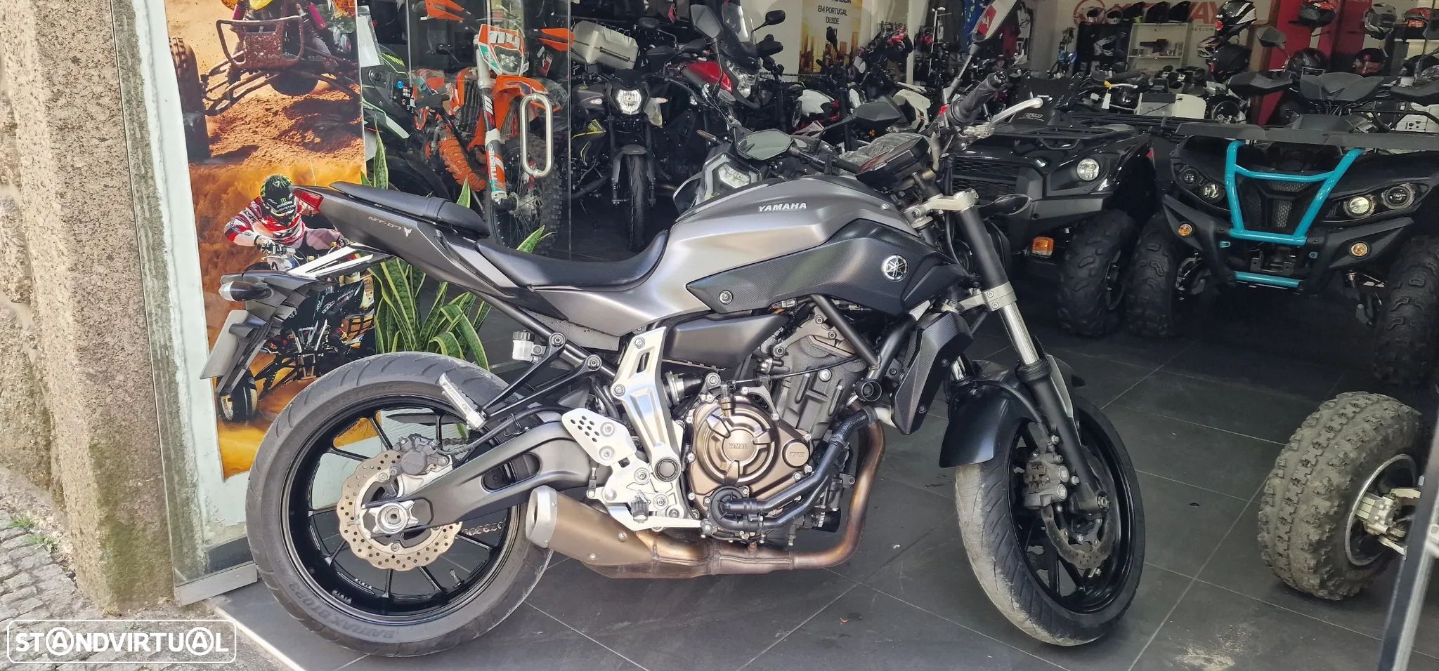 Yamaha MT-07 - 1