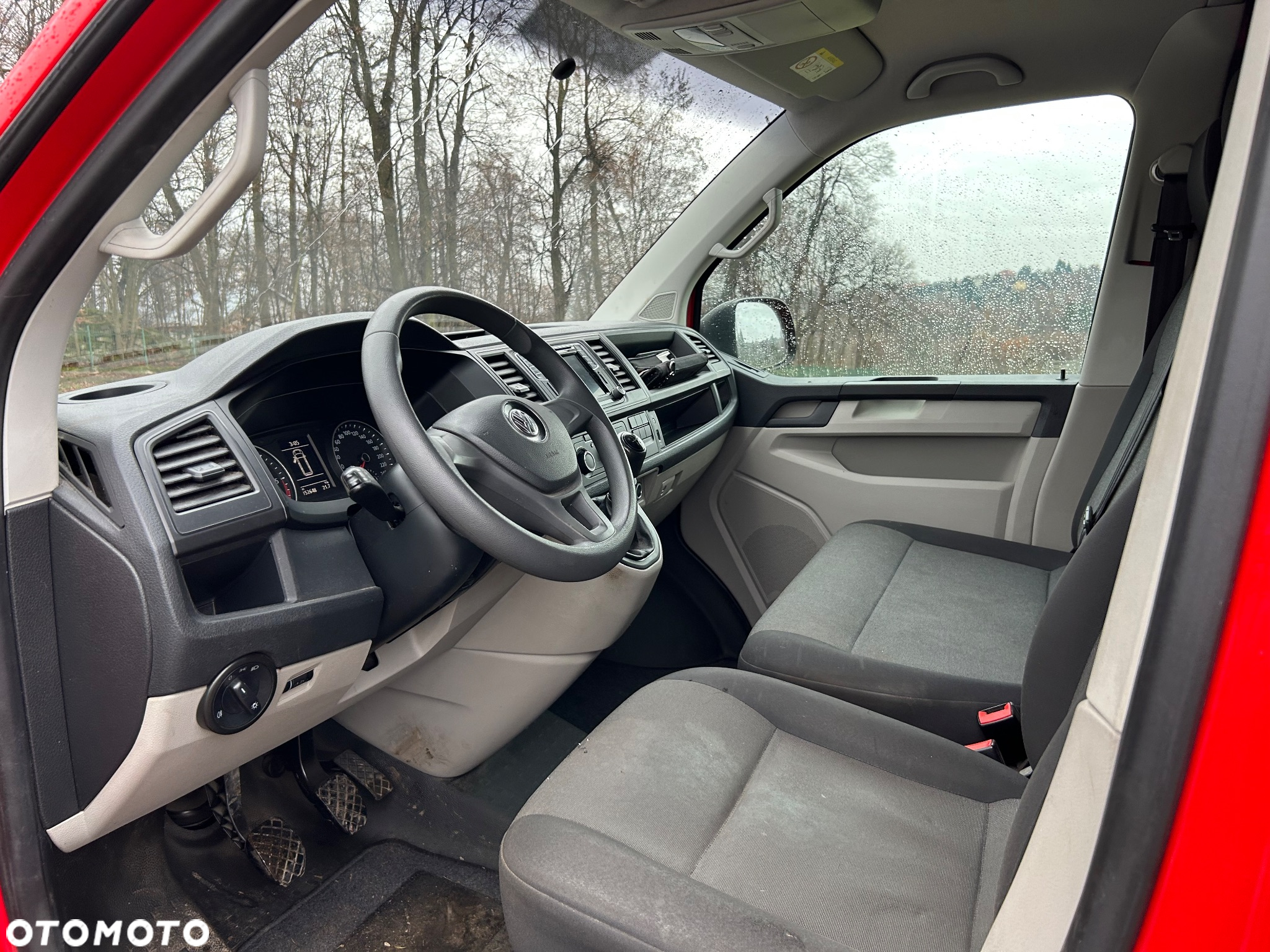 Volkswagen Transporter - 9