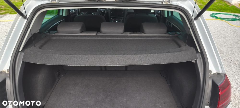 Volkswagen Golf - 16