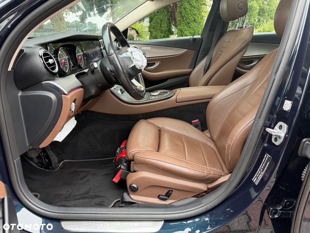 Mercedes-Benz Klasa E 200 d 9G-TRONIC Exclusive - 14